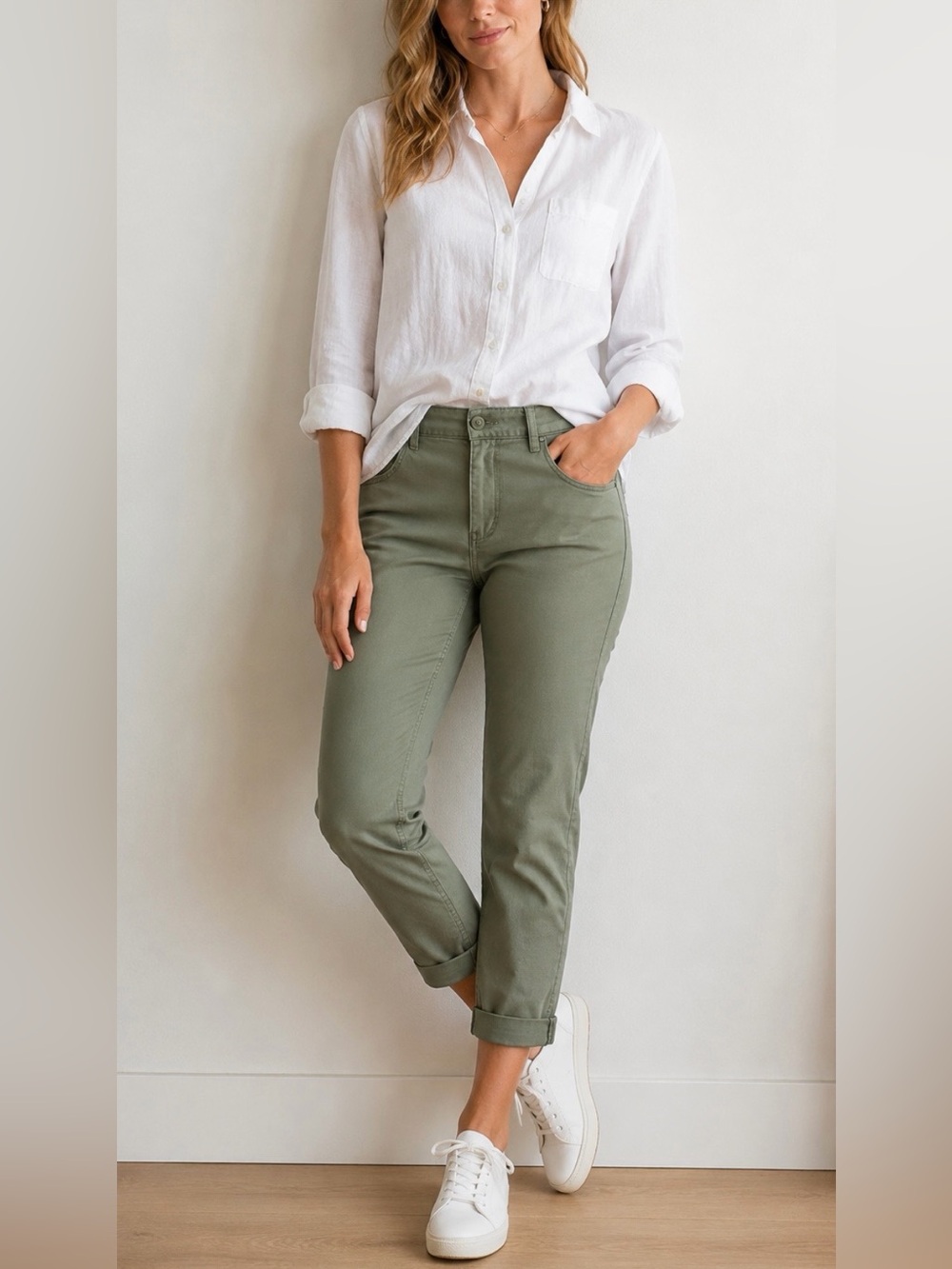 Levi’s Sage Green Chino Pants Cuffed Ankle Crop Stretch Minimalist Casual
W28